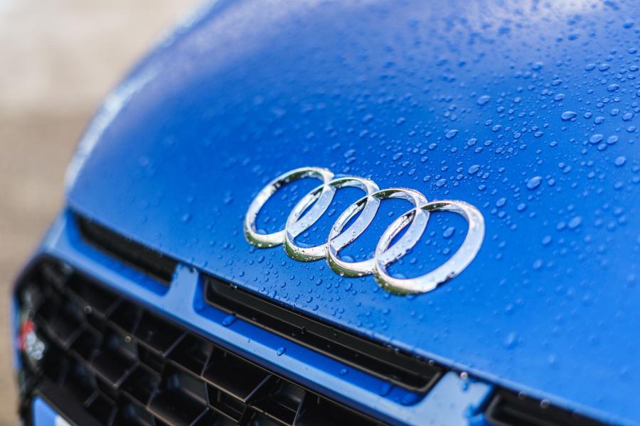 Логотип Audi R8 V10 2019 года  (UK) (фото 67 из 79)